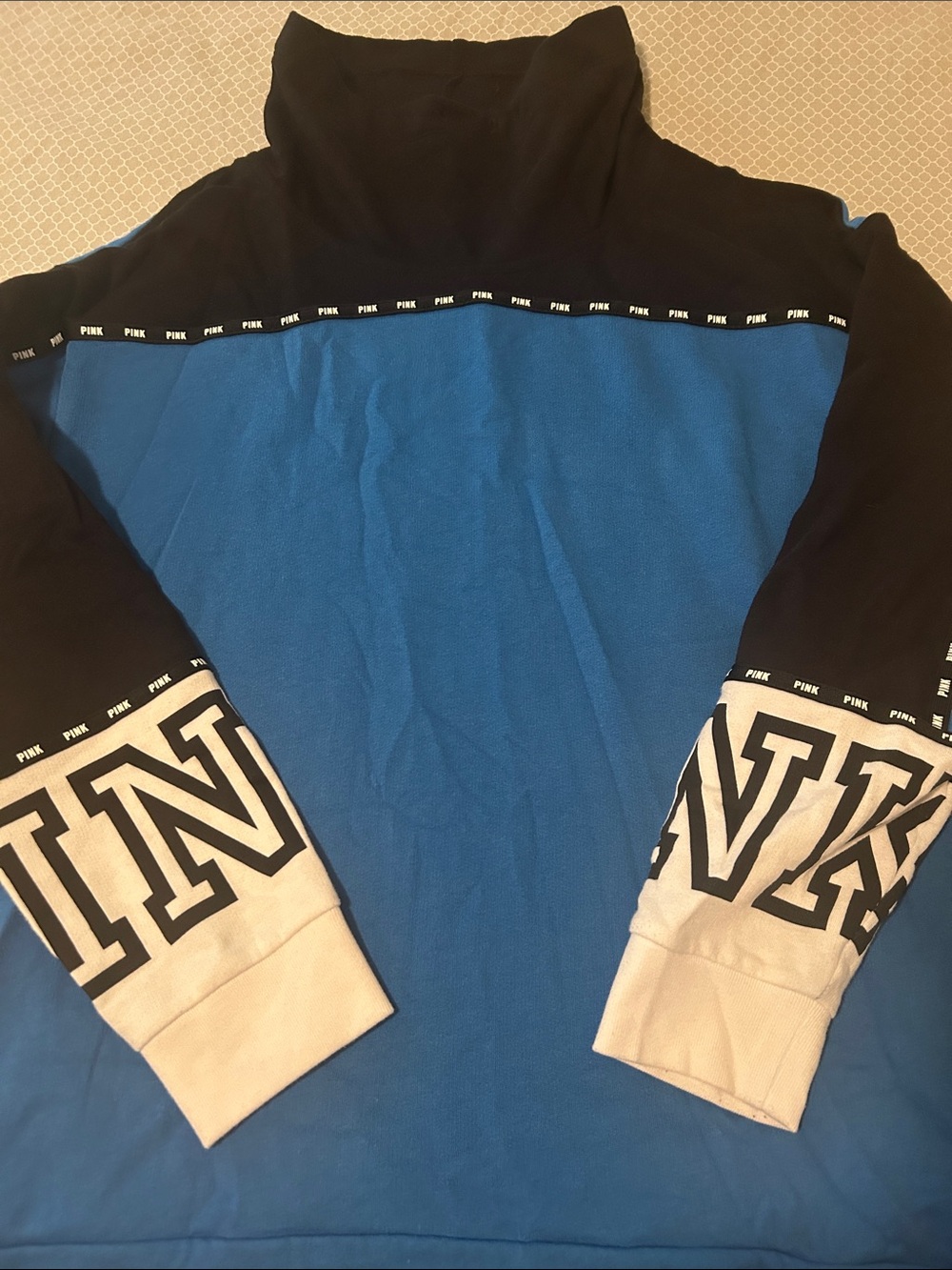 PINK Victoria's Secret Blue and Black Turtleneck Pullover